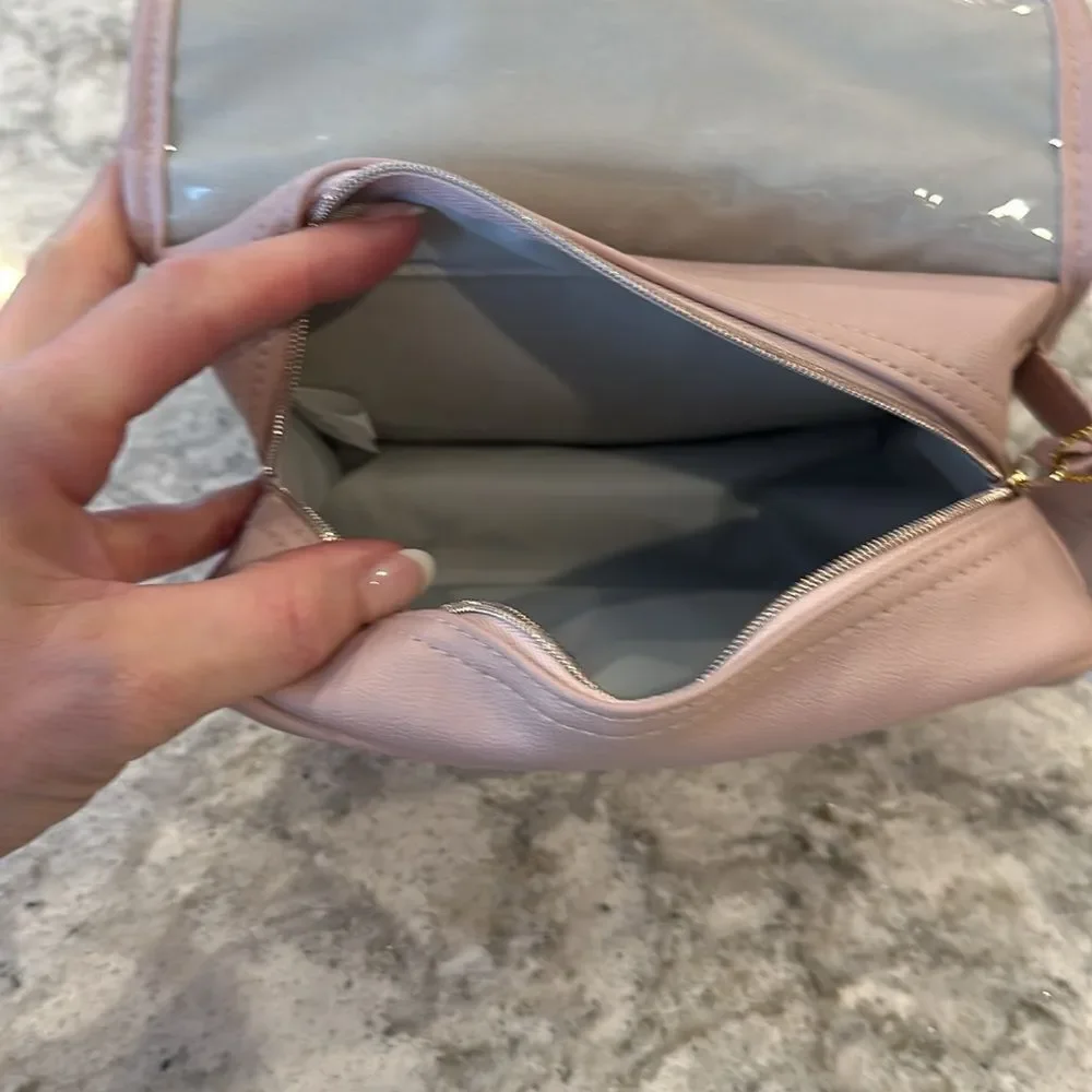 LC Lauren Conrad travel style